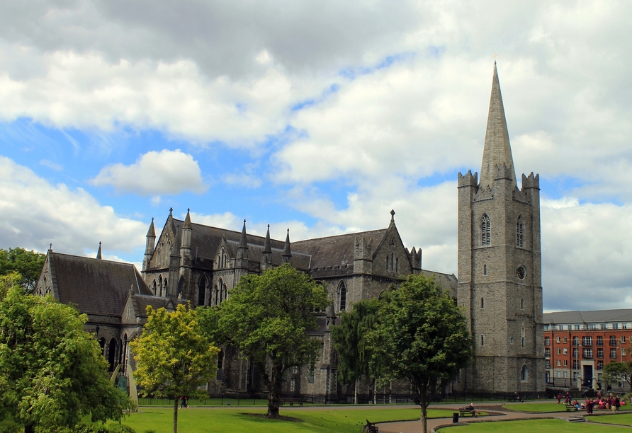 Irlands größte Kirche und eine der Top Attraktionen in Dublin: die St. Patrick's Cathedral