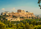 Die griechische Hauptstadt Athen strotzt nur so vor antiken Denkmälern und Sehenswürdigkeiten, allen voran die Akropolis.