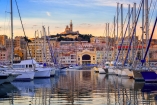 Der Hafen von Marseille verbindet maritimes Flair mit lebendiger Geschichte.