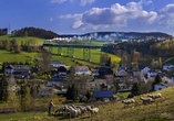 Die markante Eisenbahnbrücke „Markersbacher Viadukt“ im Nachbarort Annaberg-Buchholz.