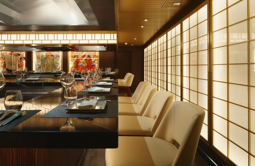 Restaurant Teppanyaki an Bord der Costa Pacifica.