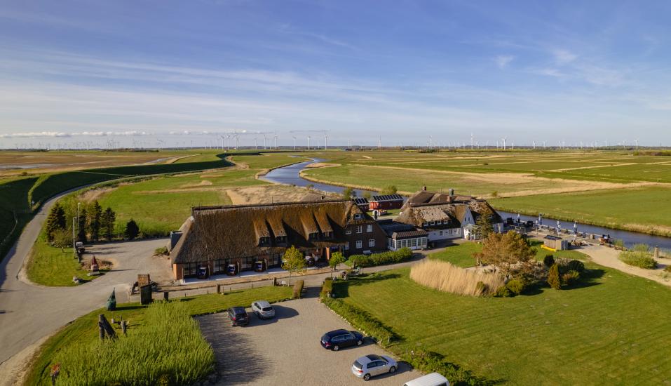 Herzlich willkommen im Nordsee-Hotel Arlau-Schleuse, inmitten des Nationalparks Wattenmeer!