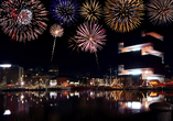 Bestaunen Sie das Silvesterfeuerwerk über Antwerpen.