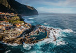 In Porto Moniz können Sie in den berühmten Naturschwimmbädern baden – nur ca. 600 m von Ihrem Hotel entfernt.