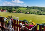 Von der Terrasse genießen Sie den malerischen Blick über den Harz.