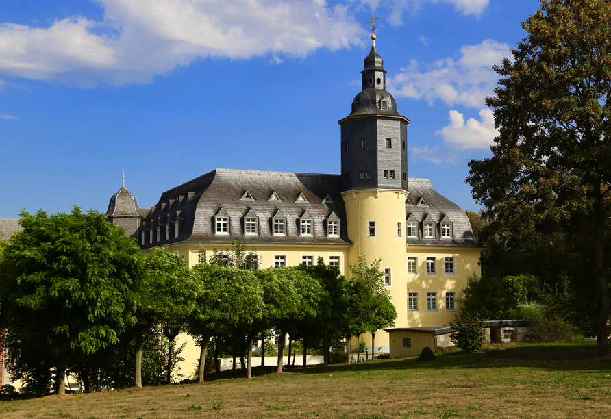 Herzlich willkommen im CAREA Schlosshotel Domäne Walberberg!