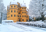 Auch im Winter bietet das Schlosshotel Althörnitz einen zauberhaften Anblick.