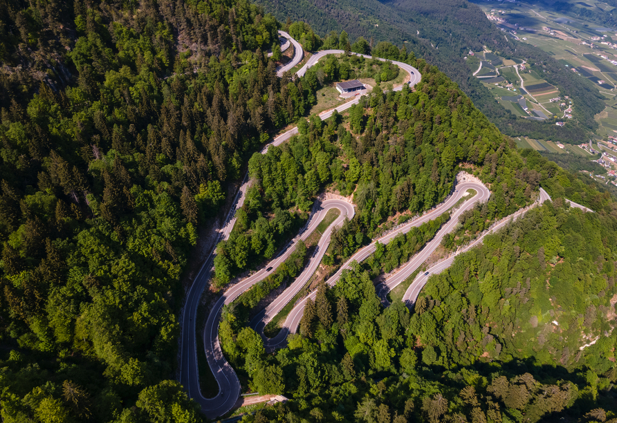 Beeindruckend: der 1.363 m hohe Mendelpass südlich von Bozen