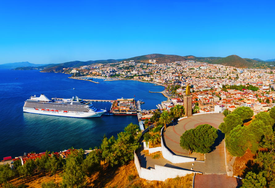 Über Kuşadası führt Ihre Route von der Westküste der Türkei ins Landesinnere.