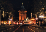 Der Wasserturm gilt als Wahrzeichen von Mannheim.