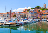 Blick auf den Yachthafen von Cannes