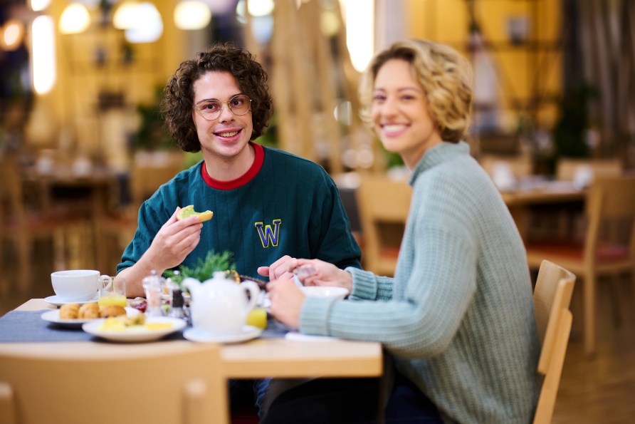 Genießen Sie an den Wochenenden das Langschläferfrühstück in Ihrem Hotel.
