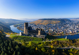 Besuchen Sie die Burg Landshut, die oberhalb von Bernkastel-Kues thront.