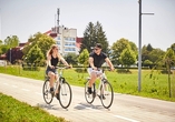 Erkunden Sie die schönen Rad- und Wanderwege in der Umgebung.