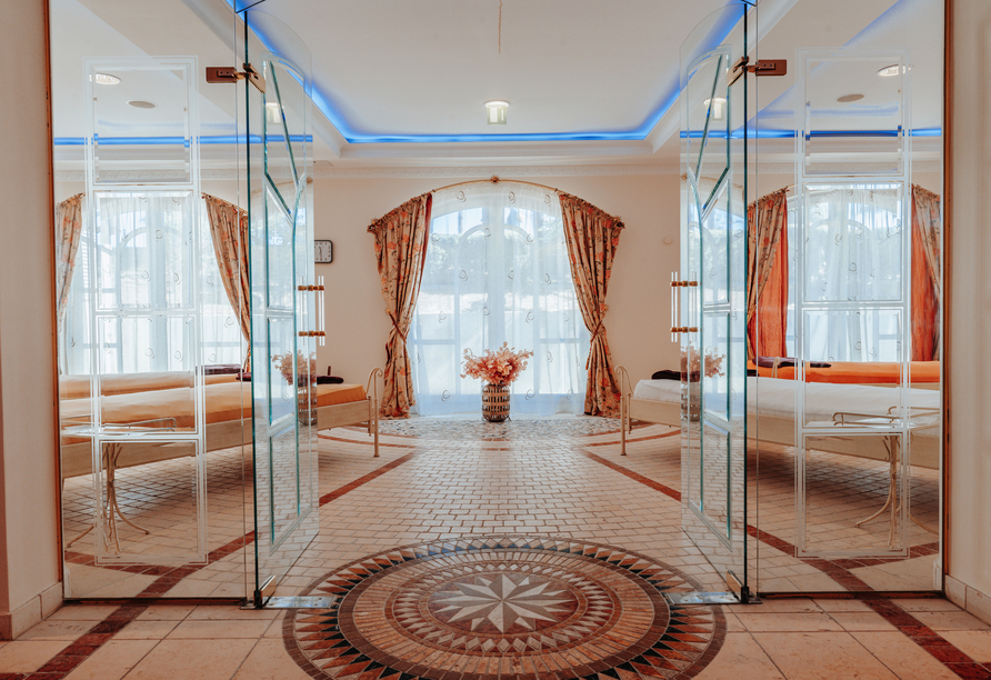 Erholen Sie sich in einem der Ruheräume des Hotels.
