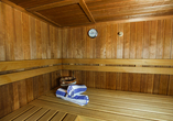 Entspannen Sie in der wohltuenden Sauna.