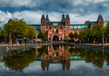 Besuchen Sie das Rijksmuseum in Amsterdam.