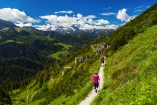 Im Berchtesgadener Land warten traumhafte Wanderwege auf Sie.