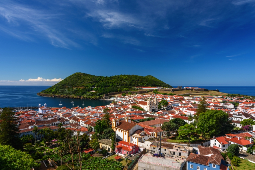 Angra do Heroísmo auf Terceira bietet traumhaft schöne Inselausblicke.