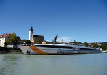 Die Crew heißt Sie herzlich willkommen an Bord von VistaGracia!