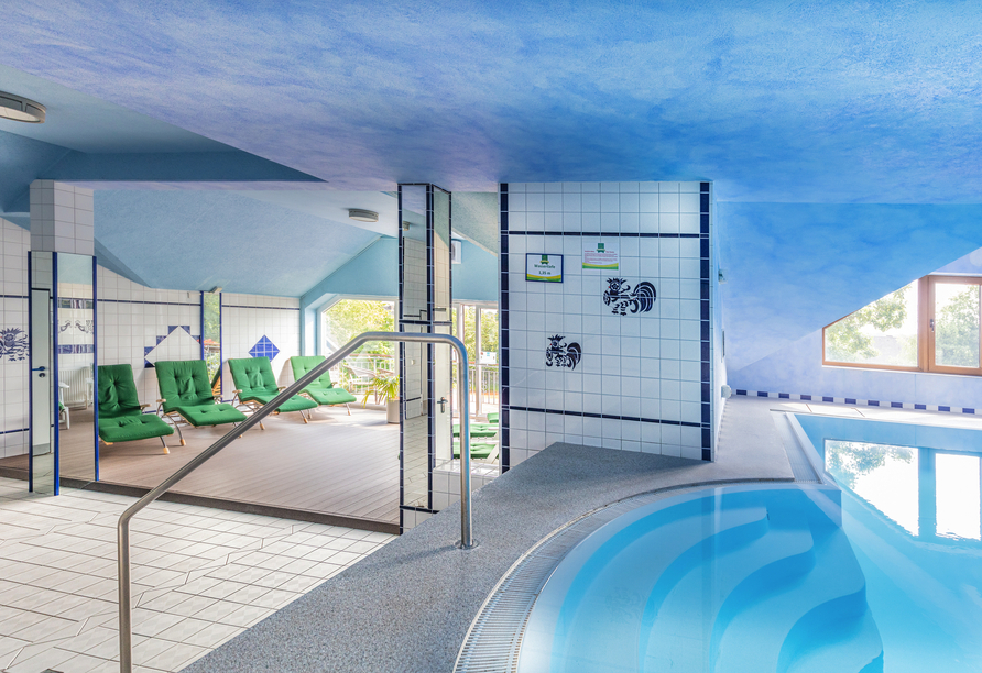 Ruhe, Wärme, Erholung – genießen Sie Wellness in schönem Ambiente.