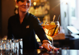Lassen Sie sich an der Bar mit Erfrischungen verwöhnen!