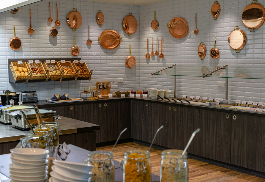 Das Frühstücksbuffet bietet eine Vielzahl an Leckereien. Für jeden Geschmack das Richtige.