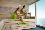 Lassen Sie in der Sauna die Seele baumeln mit Blick auf das Meer.