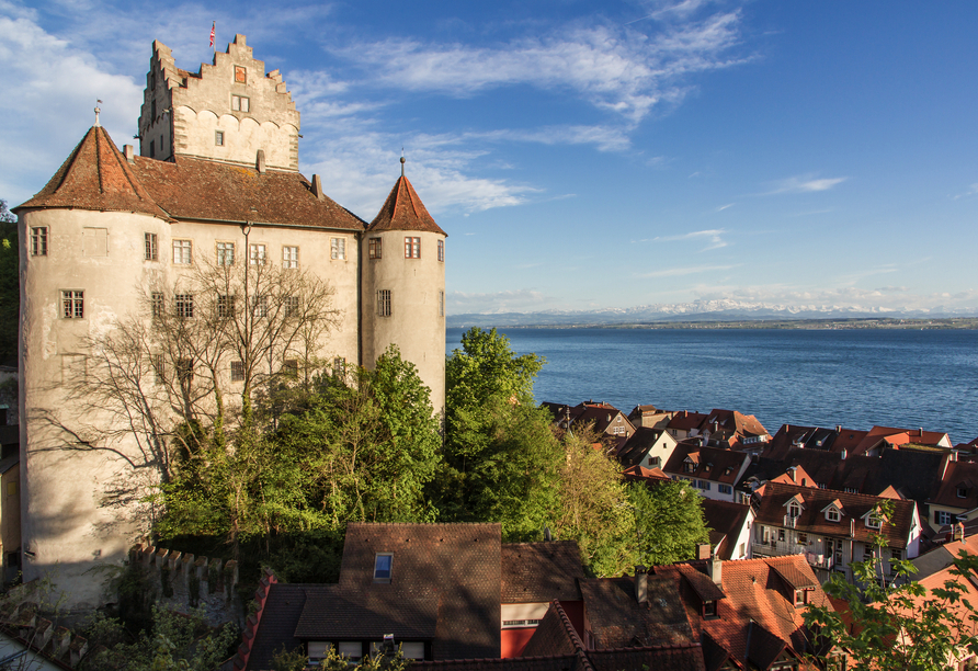 Besuchen Sie die beeindruckende Burg Meersburg am Bodensee.