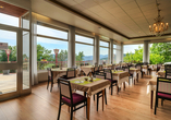 Direkt an das Restaurant grenzt die sonnige Terrasse.