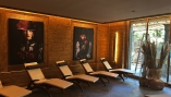 Entspannen Sie in den stilvollen Ruhezonen im Parkhotel Luise.