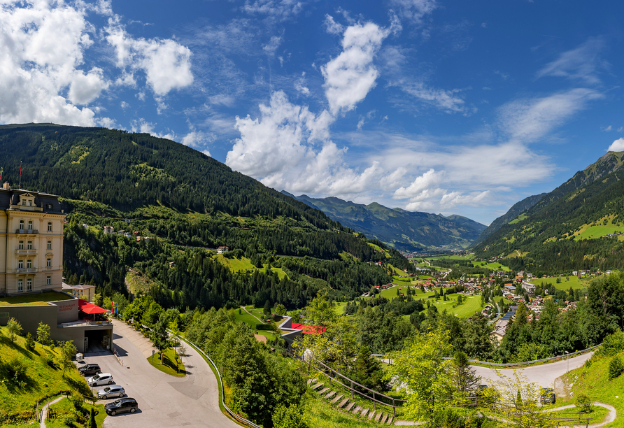 Das Gasteinertal begeistert mit seiner beeindruckenden Berglandschaft.