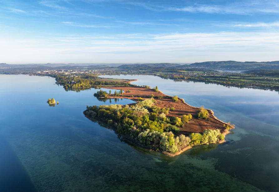 Zwischen Wasser und Wald: Entdecken Sie die Halbinsel Mettnau!
