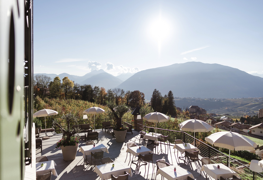 Panorama-Terrasse des Hotels