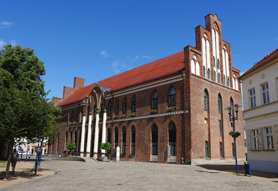Das Rathaus in Parchim stammt aus dem 14. Jahrhundert.