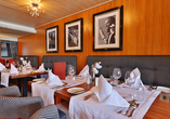 Im Restaurant an Bord werden Sie mit köstlichen Speisen verwöhnt.