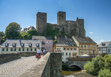 Radeln mit Ritterschlag: Die Burg Runkel ist ein Highlight Ihrer Etappe.
