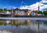 Bunte historische Häuser, kunstvolle Fassaden und Alpenblick – Bad Tölz zeigt sich Ihnen von seiner allerschönsten Seite.