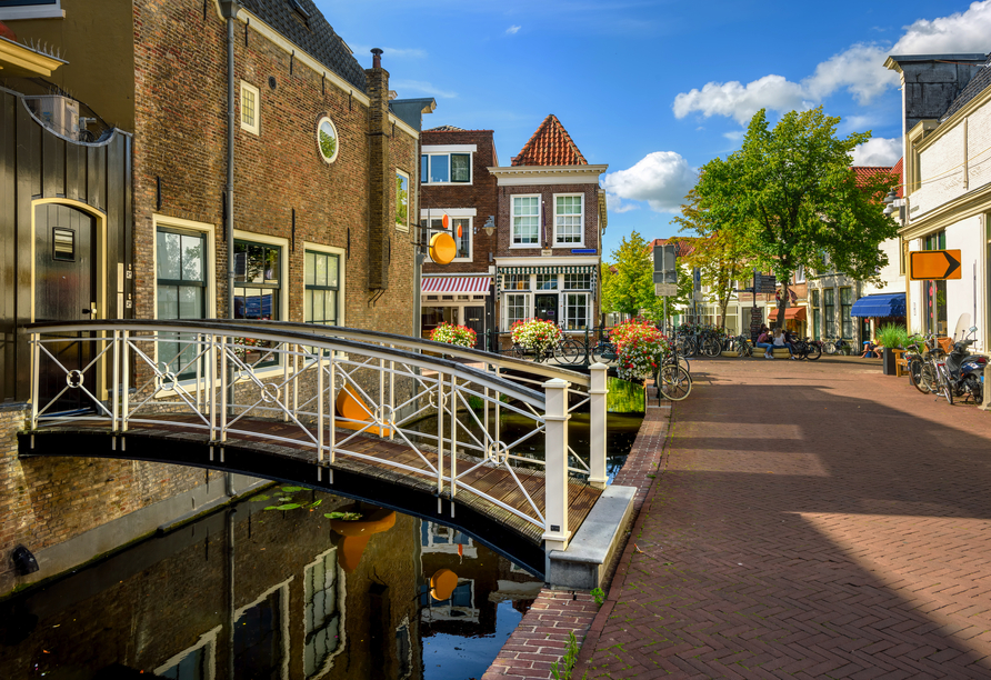 Willkommen in Gouda – hier erwartet Sie nicht nur köstlicher Käse, sondern auch ein historisches Stadtbild voller Charme.