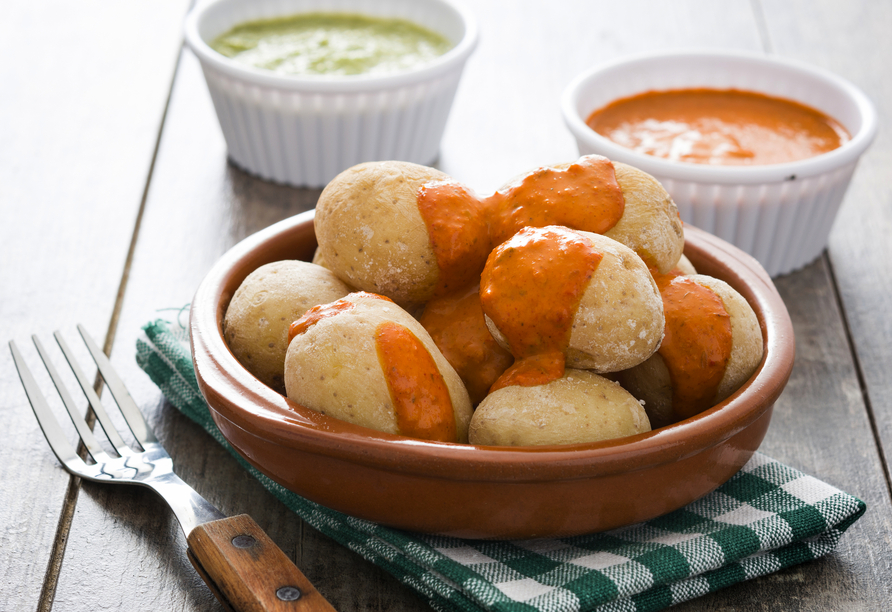 Probieren Sie unbedingt die Inselspezialität Papas arrugadas und kommen Sie in den Genuss Teneriffas.