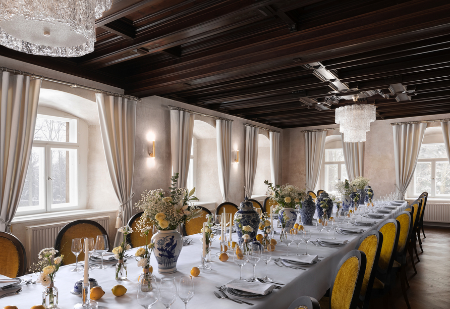 Eleganter Salon von Hartig im Schlosshotel Althörnitz