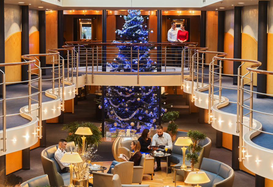 Das Atrium an Bord der Primadonna
