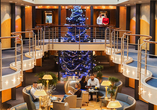Das Atrium an Bord der Primadonna