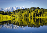Entspannen Sie am nahe gelegenen Schwarzsee.