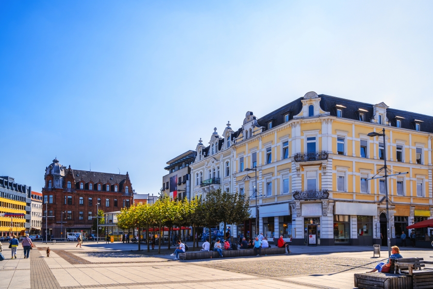 Charmanter Kleiner Markt in Saarlouis