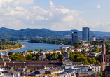 Unternehmen Sie einen Tagesausflug in die ehemalige Bundeshauptstadt.