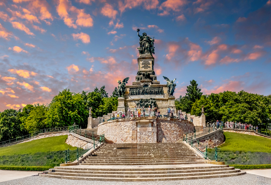 Entdecken Sie das Niederwalddenkmal in Rüdesheim.