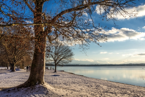 Freuen Sie sich auf den winterlichen Starnberger See.