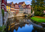 In der Altstadt von Schwäbisch Hall erwarten Sie malerische Fachwerkhäuser.