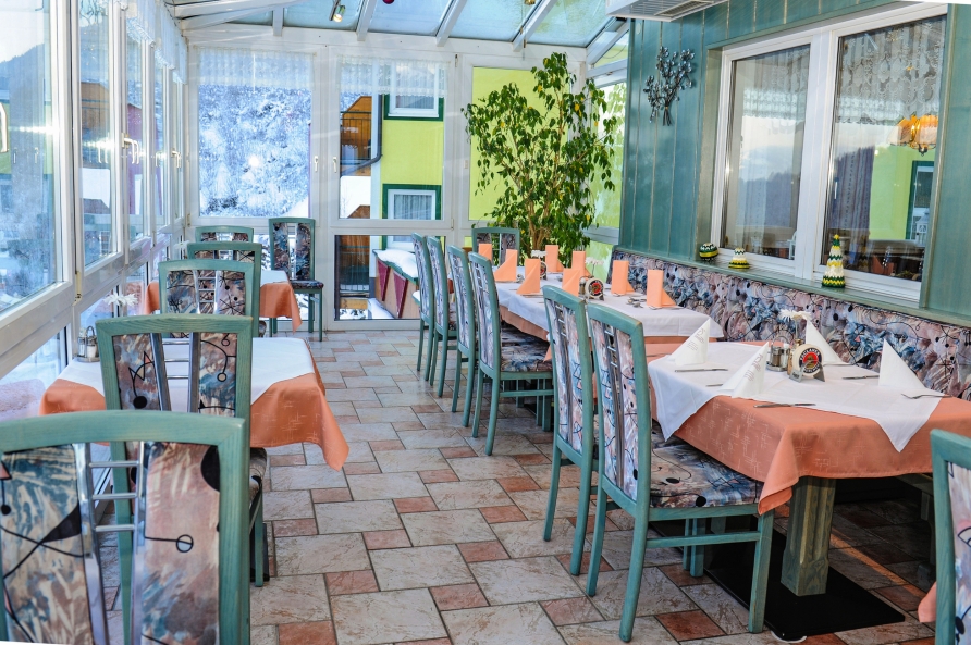 Lassen Sie sich im Restaurant kulinarisch verwöhnen.